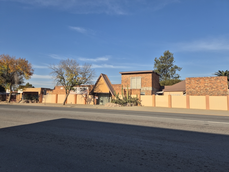 4 Bedroom Property for Sale in Wolmaransstad North West